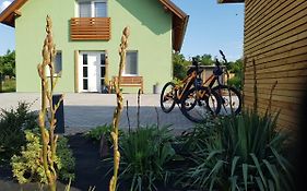 Holiday Home Znojmo W/ Wellness & Wine