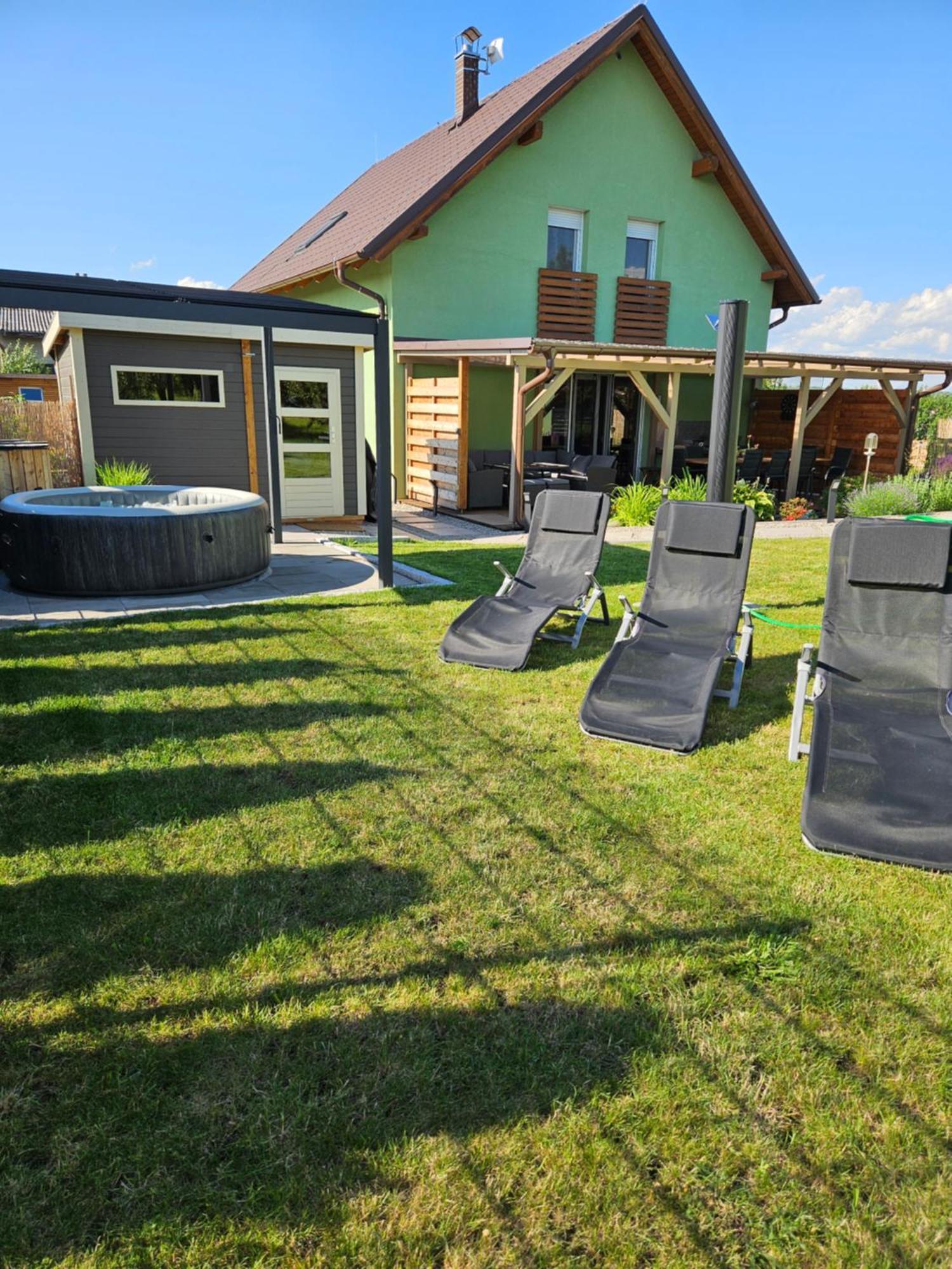 Holiday Home Znojmo W/ Wellness & Wine Exteriér fotografie